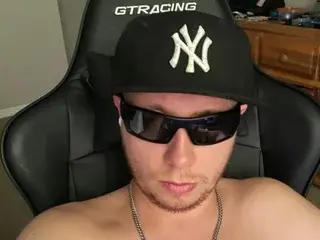 Streamate Live Sex Cam of Masterrick18
