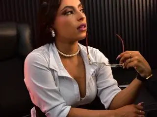 Streamate Adult Video Chat of MiiaaMonroe