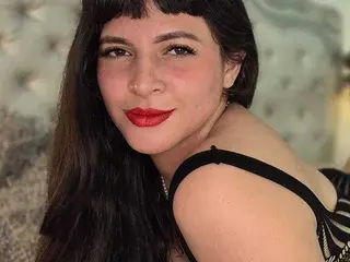 Streamate Live Sex Cam of EvangeliineRoss