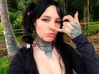 Streamate Adult Webcams of Tiny_ink