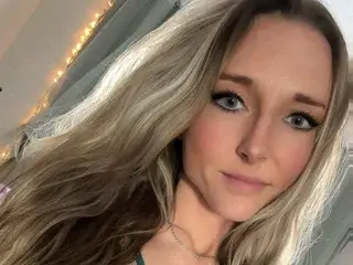 Streamate Live Sex Cam of Violet_Styles