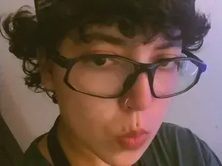 Streamate Live Sex Cam of thomascooper70