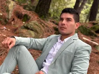 Streamate Sex Cam of Graysonn_Owen