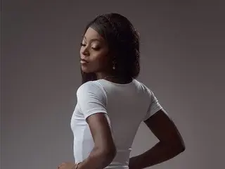 Streamate Live Porn of GiselleLeinz
