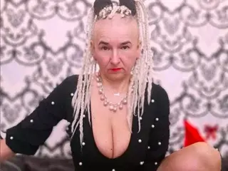 Streamate Live Sex Cam of MilfDolores