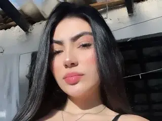 Streamate Free Live Porn of Emma2222