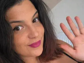 Streamate Adult Webcam of CurvyAna699
