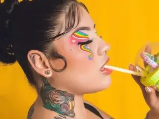 Streamate Free Porn Cam of AdeleBlacke