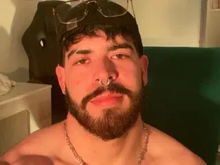 Streamate Sex Chat of Dom_Boy