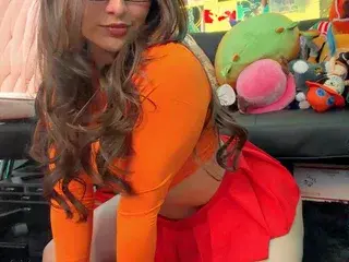 Streamate Live Sex Cam of Alyx_Singer