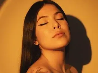 Streamate Watch Live Sex Cams of AilynRed