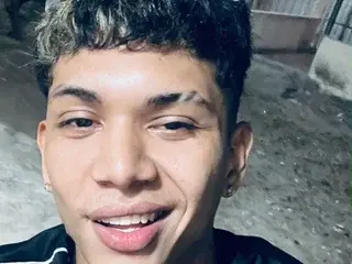 Streamate Free Porn Cam of Dreylil