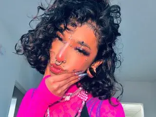 Streamate Best live sex cam show of Maditronnn