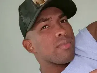 Streamate Best Webcam of Roman_Muscle