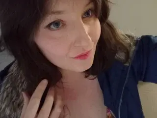 Streamate Nude Webcam of PeachyXXXX