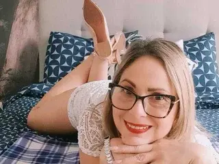 Streamate Watch Live Sex Cams of JaneeTurner