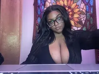 Streamate Free Porn Cam of MiyahPixel