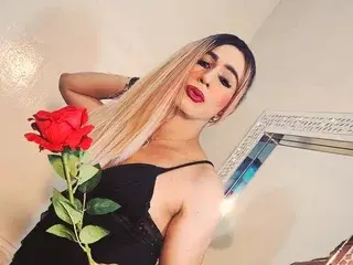 Streamate Live Sex of NicolleMorrisx