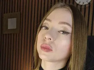 Streamate Nude Webcam of NaxxaEvanss
