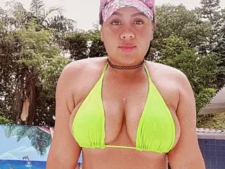 Streamate Live Porn of BellaaRosee18