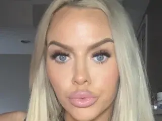 Streamate Sex Chat of GoddessBuffBarbie