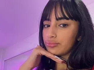 Streamate Sex Cam of RoxxaneDamiana