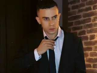 Streamate Free Porn Cam of Raziel_Duskbane