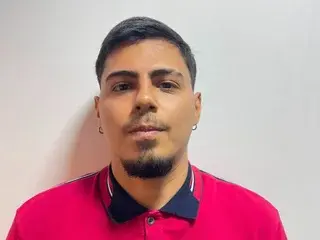Streamate Live Porn of kevinguy