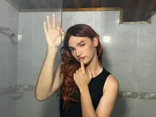 Streamate Free Live Porn of EmmaHiltton
