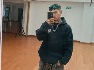 Streamate Best live sex cam show of Valentino_knox