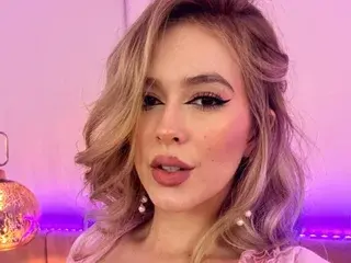 Streamate Live Sex of AnnieAdam