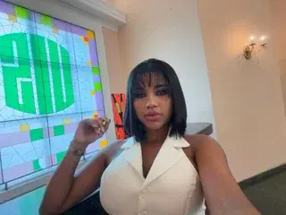Streamate Adult Webcam of Shalinarr