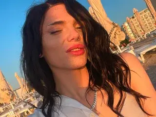 Streamate Live Sex Cam of Vanessa4Dom