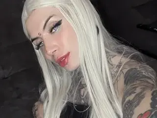 Streamate Free Porn Cam of PvnkyFox