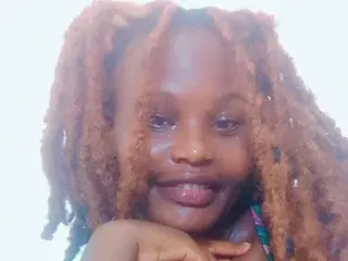 Streamate Adult Video Chat of Petite_me