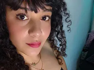Streamate Nude Webcam of Kira_bliss69