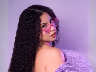Streamate Watch Live Sex Cams of AbrilWinters