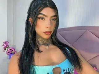 Streamate Live Sex Cam of laurasweett19