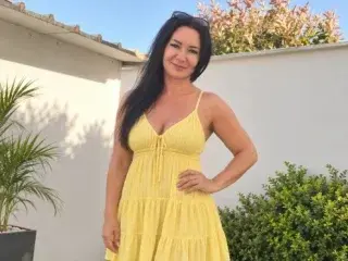 Streamate Live Sex Cam of LETITIAH
