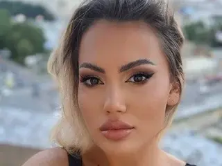 Streamate Live Sex of CelineHuddson