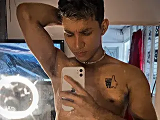 Streamate Sex Cam of Anthony_voss27