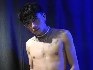 Streamate Free Porn Cam of daimond_copper