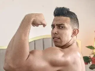 Streamate Adult Webcam of RandyPaterman