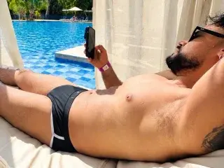 Streamate Sex Cam of Derry_HugeCock