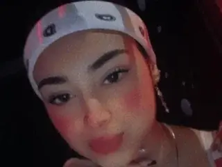 Streamate Private Sex Chat of Emily_Petit