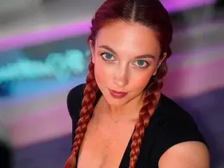Streamate Free Live Porn of Erin_Swallows