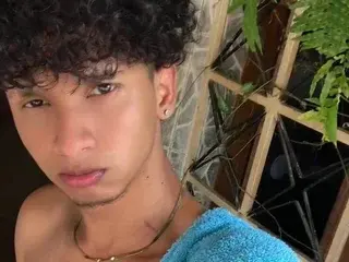 Streamate Free Porn Cam of BlakeSttone