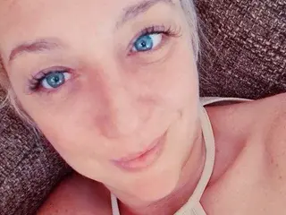 Streamate Live Sex of LizaLive
