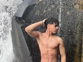 Streamate Sex Chat of LucaColmal