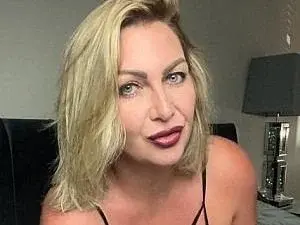 Streamate Sex Cam of LeighDarbyBabestation